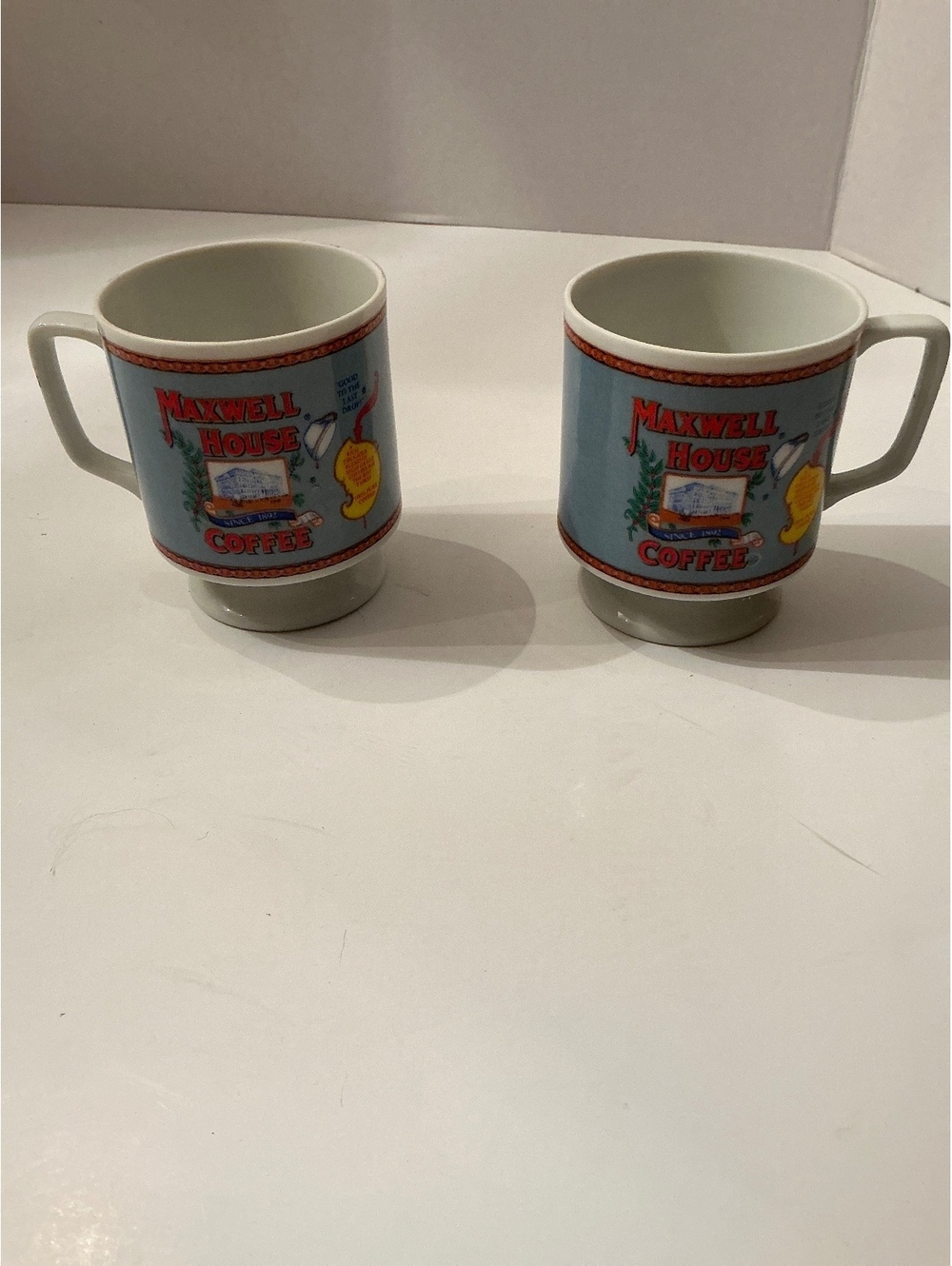 Vintage 70’s Maxwell House Coffee pedestal footed mug cup 8 oz. Set of 2